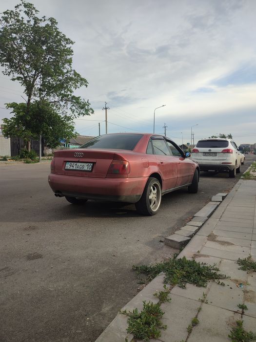 Ауди А4 Б5 2.6 автомат