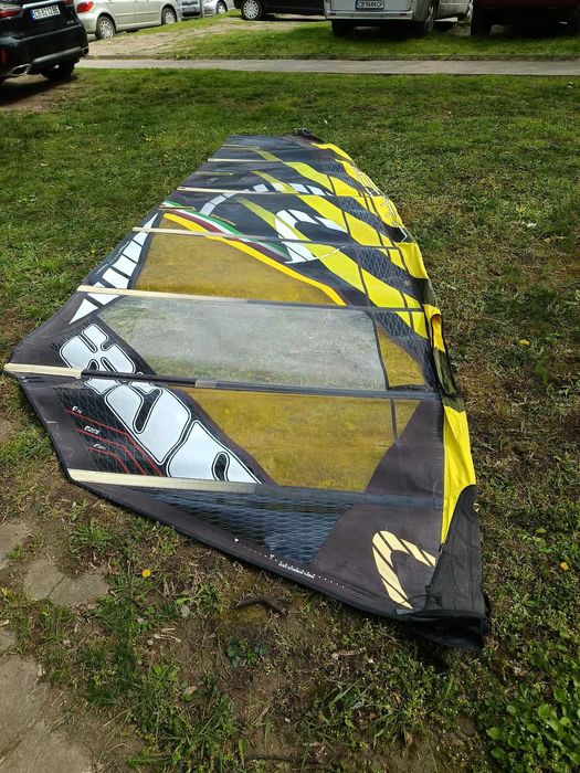 Продавам уиндсърфове и уиндсърф оборудване