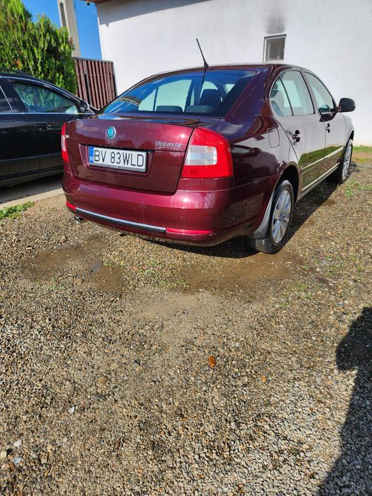 SKODA Octavia 2012 — imagine 2