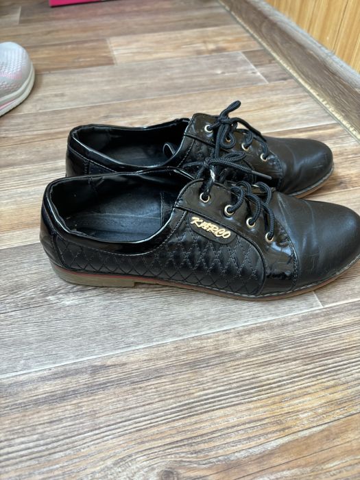 Кросовки женские