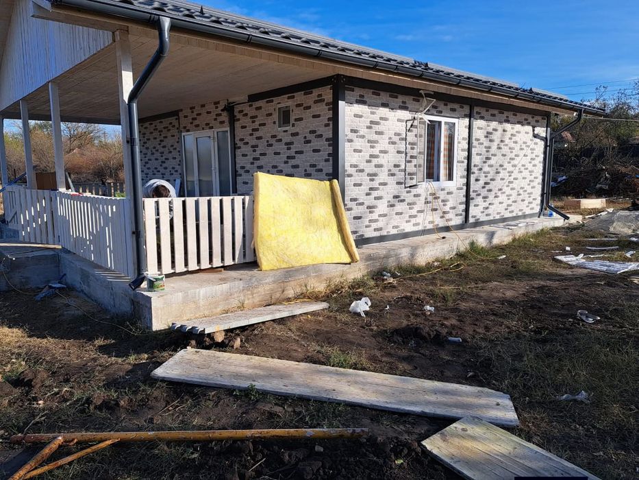 Construim case pe structura metalica din panouri sandwich termoizolant