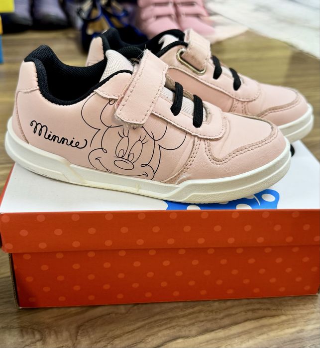 Adidasi Minnie Masura 28