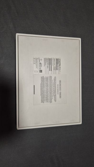 Macbook air  M2 impecabil
