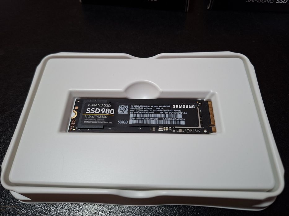 SSD M2 SAMSUNG 980  M2 500 GB -- 2 buc