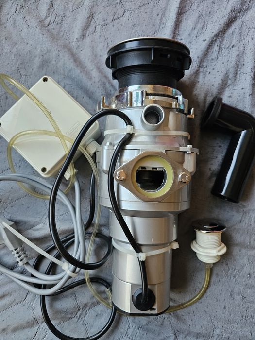 Мелница за отпадъци  за мивка SLC-370