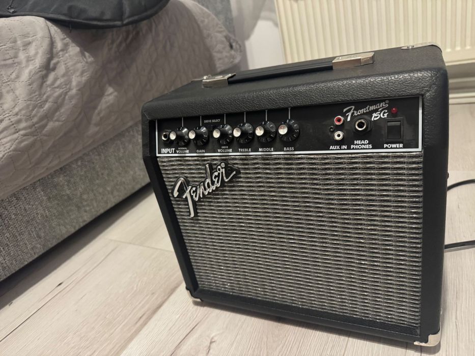 Fender Frontman 15G – Stare Foarte Bună / Aproape Nou