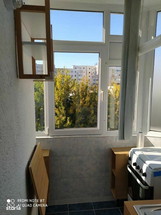 Vand apartament cu o camera renovat