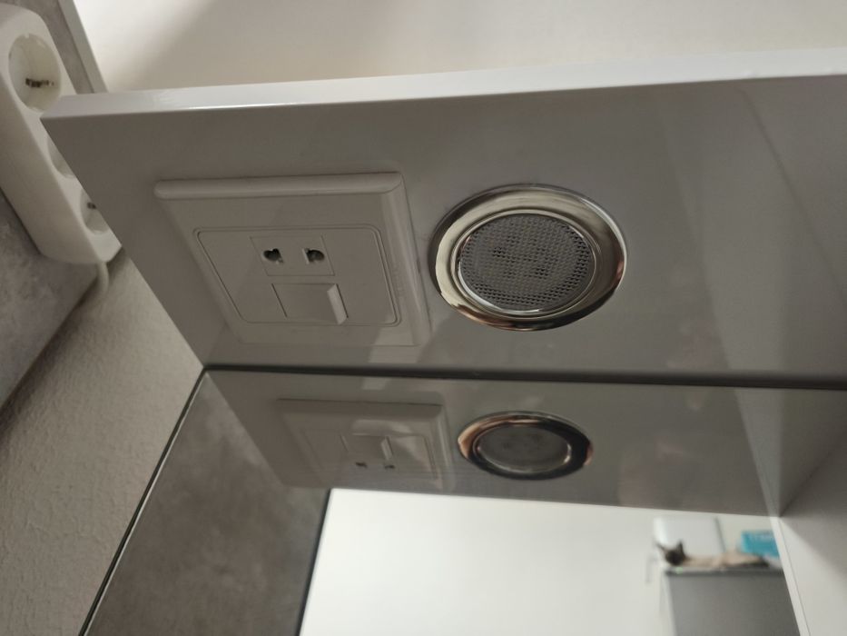 Шкафчик для ванной