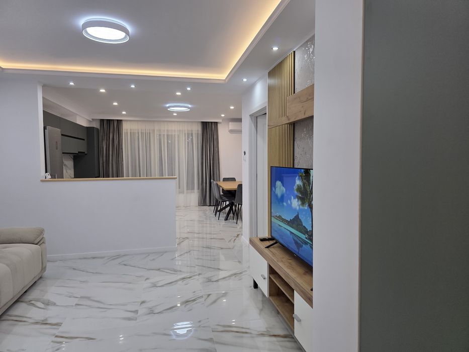 Inchiriez apartament nou in regim hotelier sau termen lung, finisaje premium, zona centrala