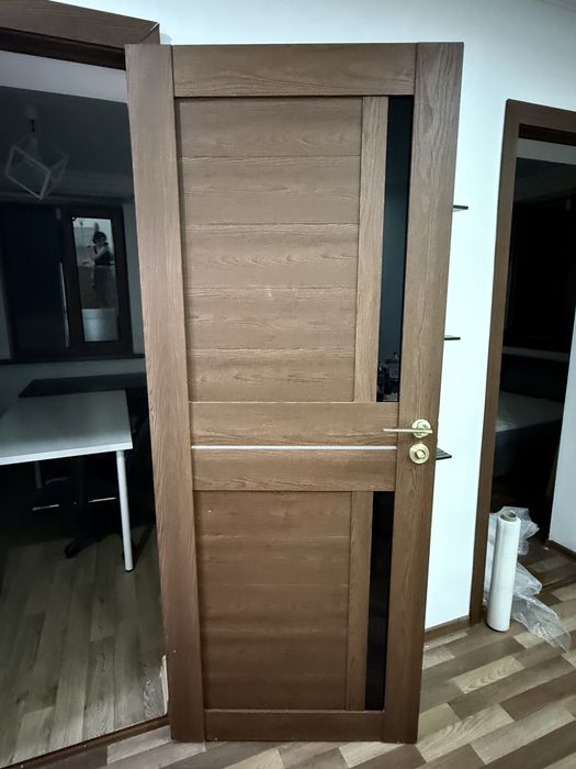 Продам двери 80 х 200 см