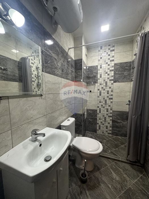 Дава се под наем Тристаен апартамент в Варна, Цветен квартал - 80 кв.м за 508.47 € - Снимка #6