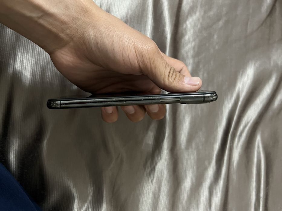 Продам Iphone xs 256gb