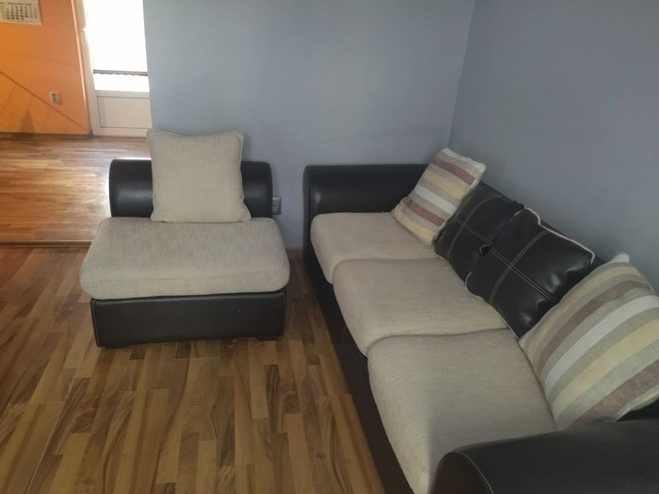 Кожен диван - с размери 85cm x 240см