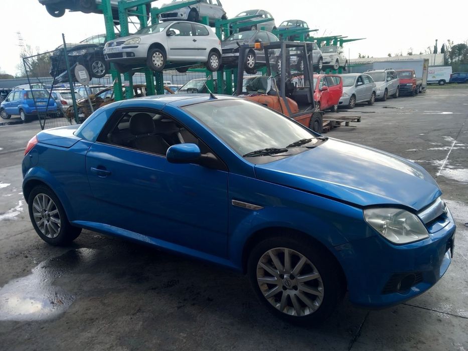 Opel Tigra 1.3 дизел Multijet 2008 НА ЧАСТИ!