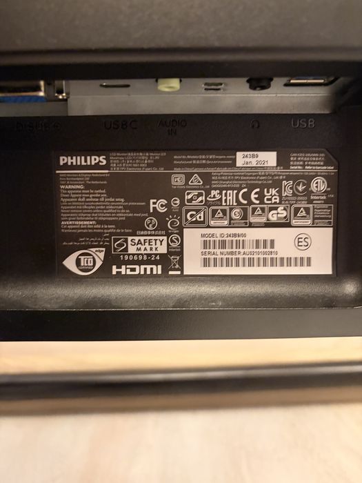 Монитор Philips 243B