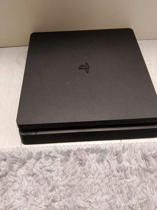 Ps4 перфектно състояние играта подарак две игри   чисто нов чоистик без стик дрифт