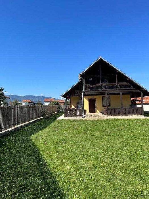 Планинска семейна къща за гости Райово