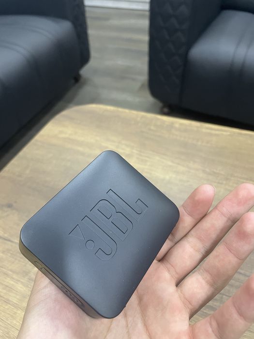 Продам колонку JBL