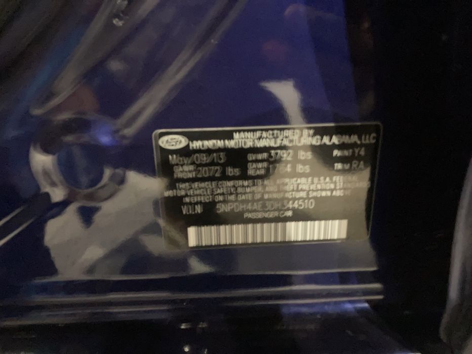 Продам Huyndai Elantra (2013)