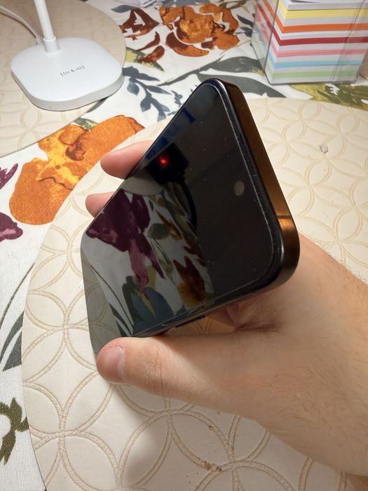 iPhone 16 Pro - 128gb / 100% baterie