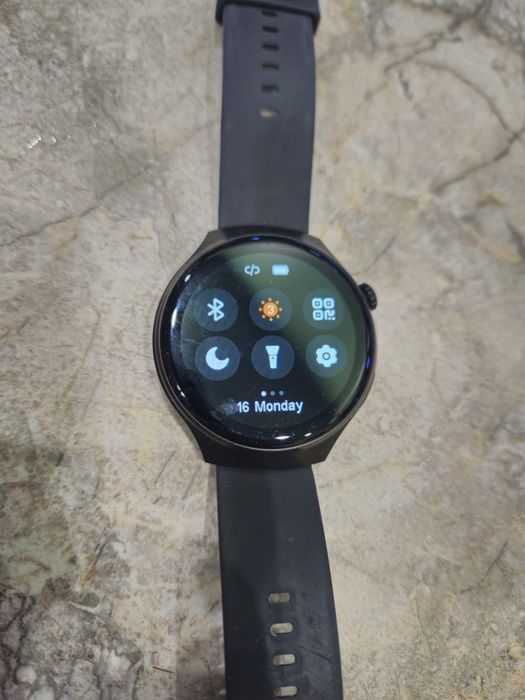Смарт часовник smartwatch