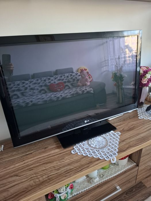 Televizor LG diagonala 120
