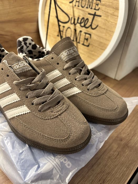 Adidas Spezial nou in cutie