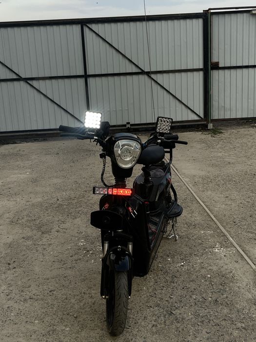 Электро скутер ск8