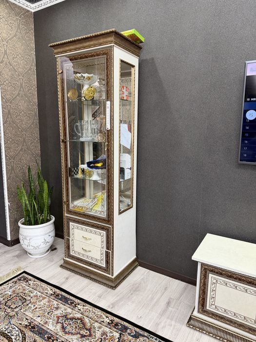 Тройка для гостинной горка