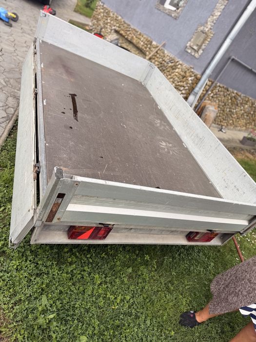 Vand remorca Humbaur 2000kg