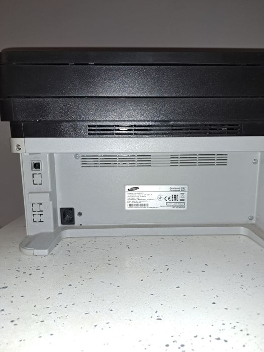 Продам многофункциональное устройство самсунг