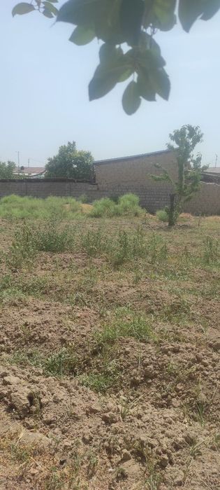 Yer sotiladi hamma sharoiti bor