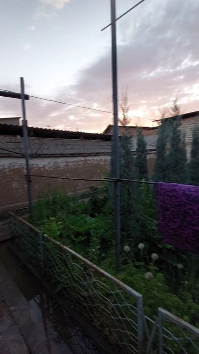 yer sotiladi 3 sotuk 35min dolir kelishamiz