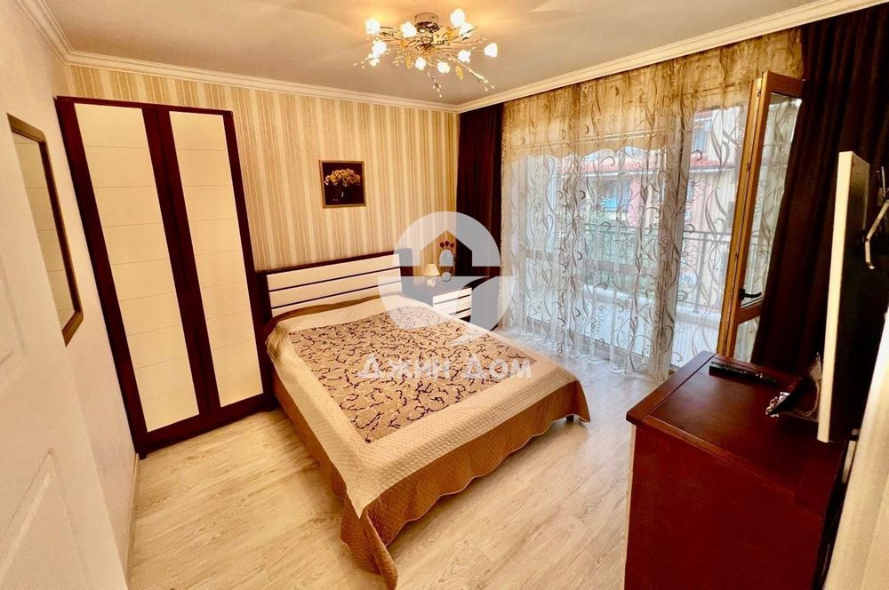 Продава се Многостаен апартамент в Свети Влас - 158 кв.м за 1906 €/кв.м - Снимка #9