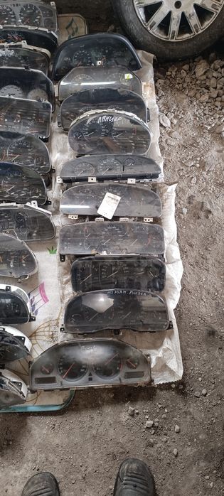 Продаются щитки приборов