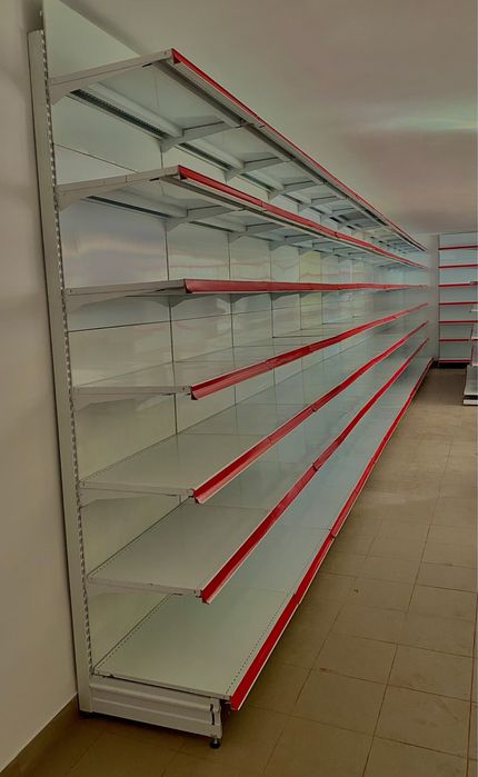 Rafturi de magazin metalice reglabile