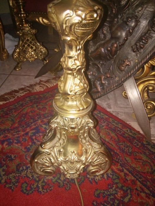 Superba veioza Baroc