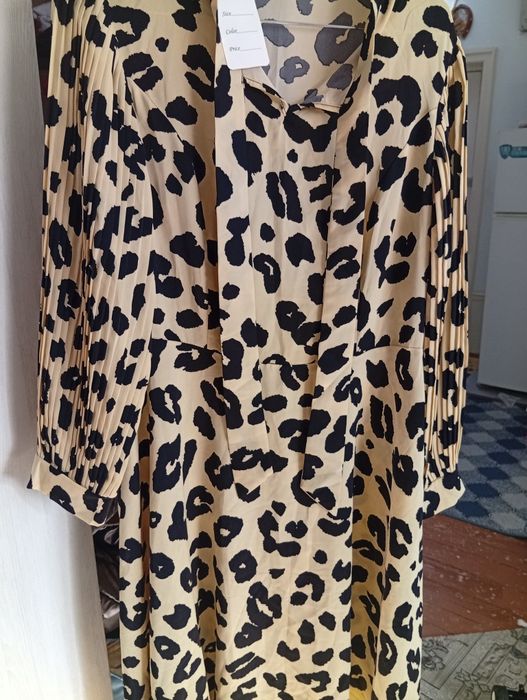 Женское платье новое