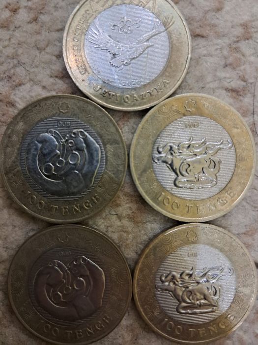 продается Коллекционные монеты