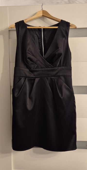 Rochie neagră satinată, stil Cocktail, mărime M/L – Cu buzunare!