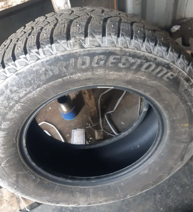 Продам шины зимние