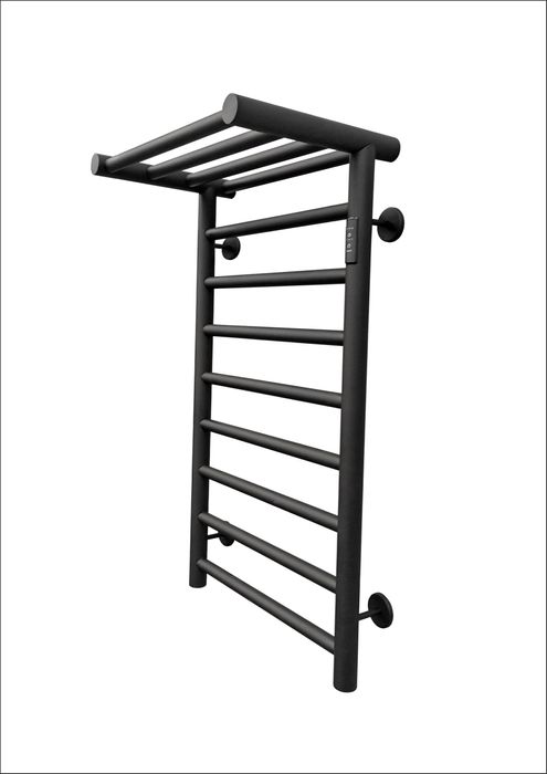 Используйте полотенцесушитель круглый год. Полочка тоже греет.