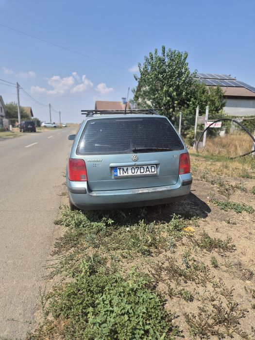 Vand WV Passat, an 2000, în stare de funcționare..