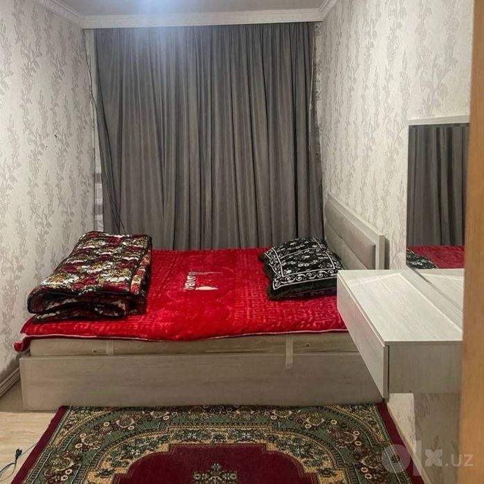 Chilonzor metro oldida 2 xona 3 xona qilingan uyga ijaraga qizlar kere