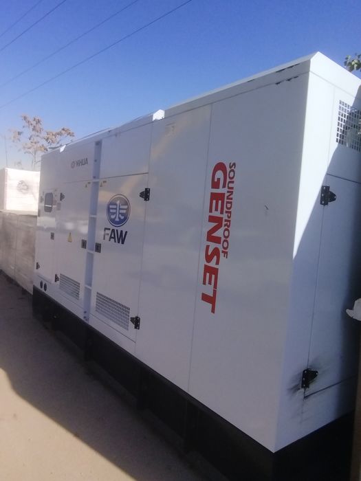 АЖОЙИБ НАРХ YIHUA FAWDE дизельный генератор 75 kwa-53 kwt, движок