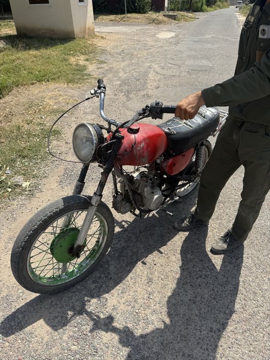 Minski motosikl sotiladi
