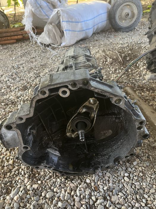 Cutie audi a4 b7 2.0 tdi brd 170 cp 6 rapoarte