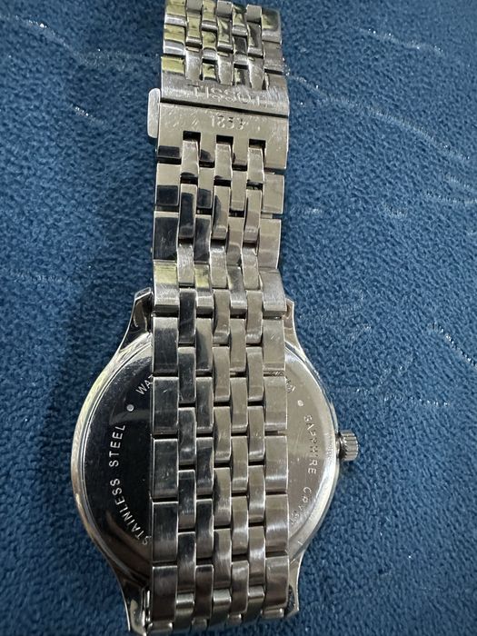 Продам наручные часы Tissot