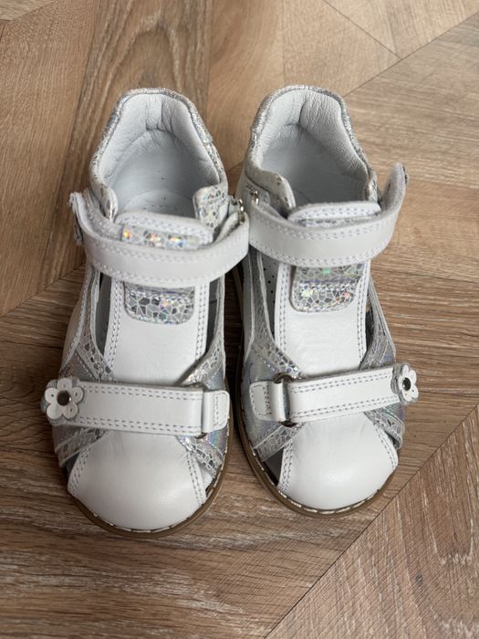 Сандали для девочек, 25р.