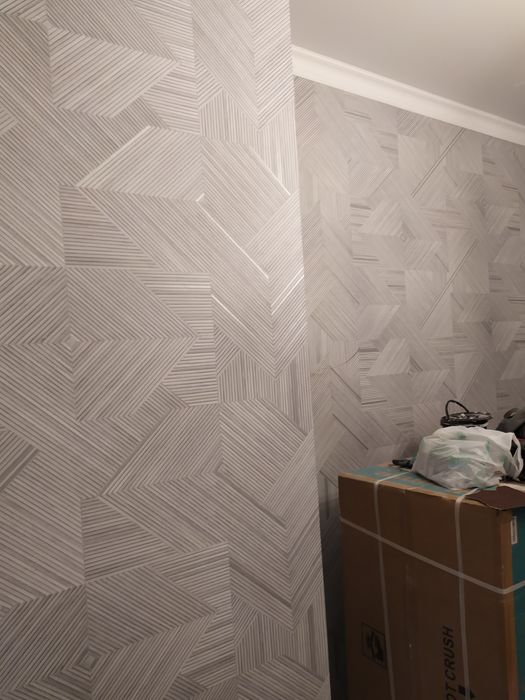 Поклейка обоев качественно